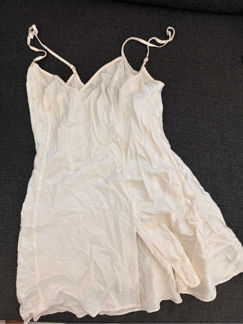 100% SILK VINTAGE Victoria's Secret Ivory Slip Nightdress